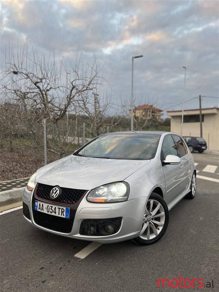 2007' Volkswagen Golf photo #1