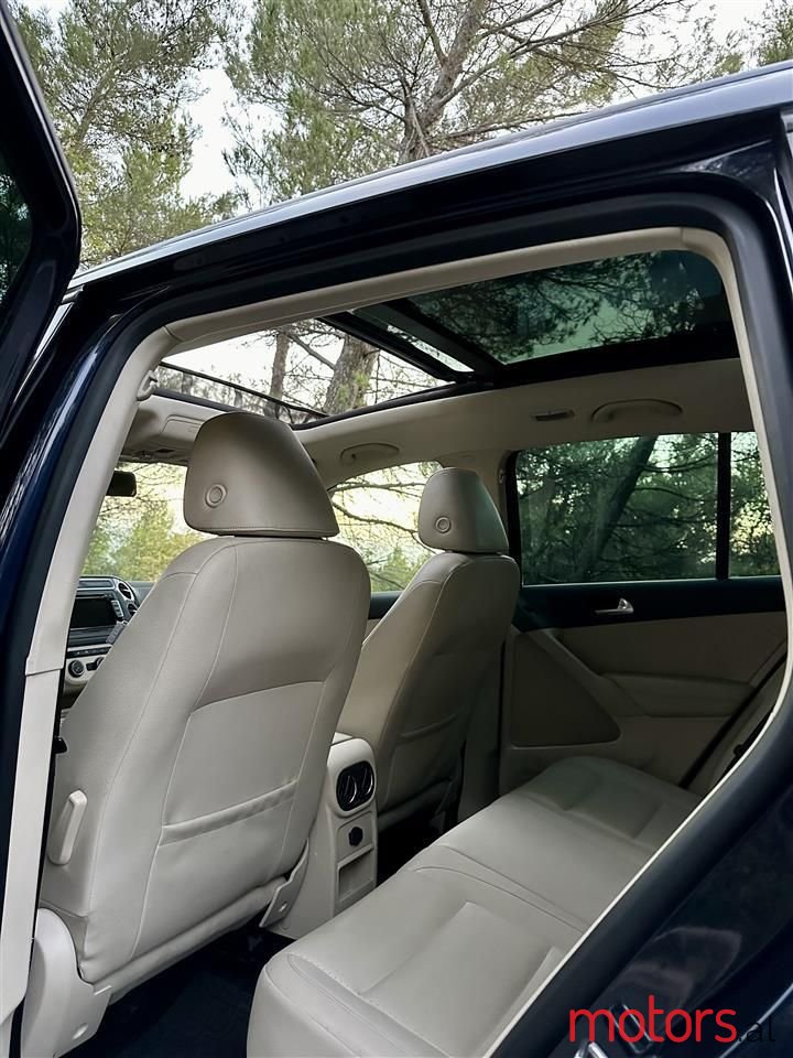 2013' Volkswagen Tiguan photo #4