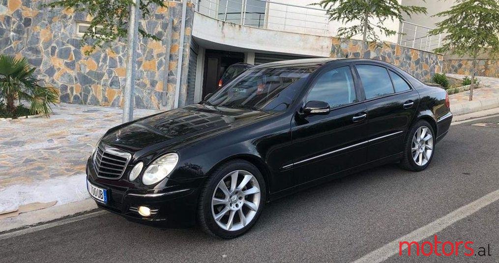 2007' Mercedes-Benz E 220 photo #3