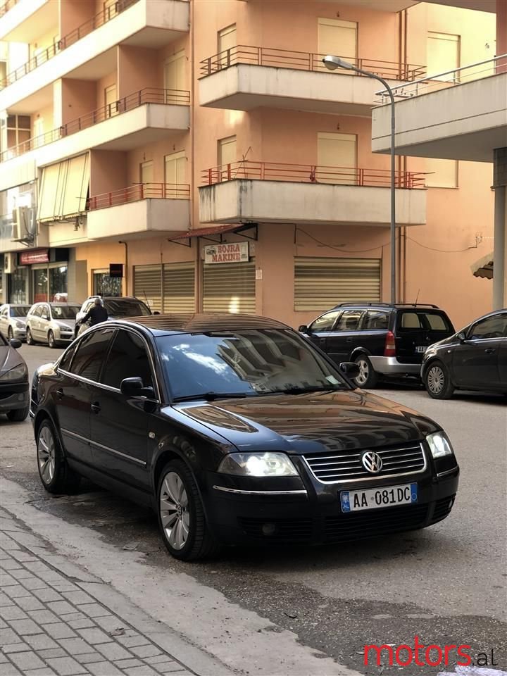 2003' Volkswagen Passat photo #4