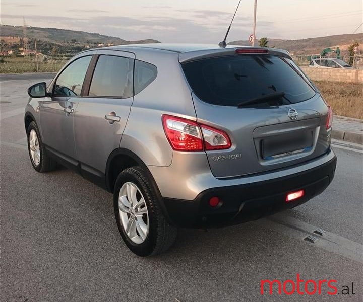 2011' Nissan Qashqai photo #6