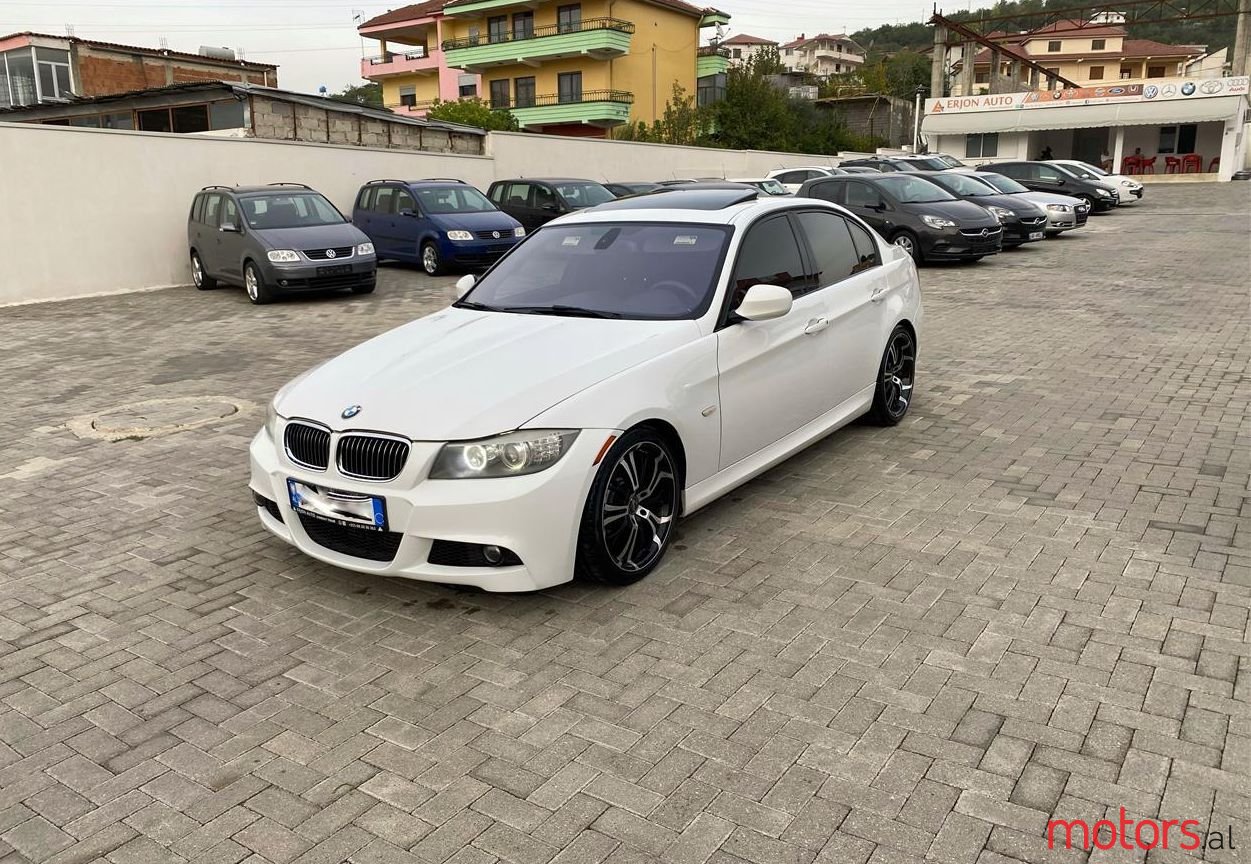 2011' BMW 335 photo #1