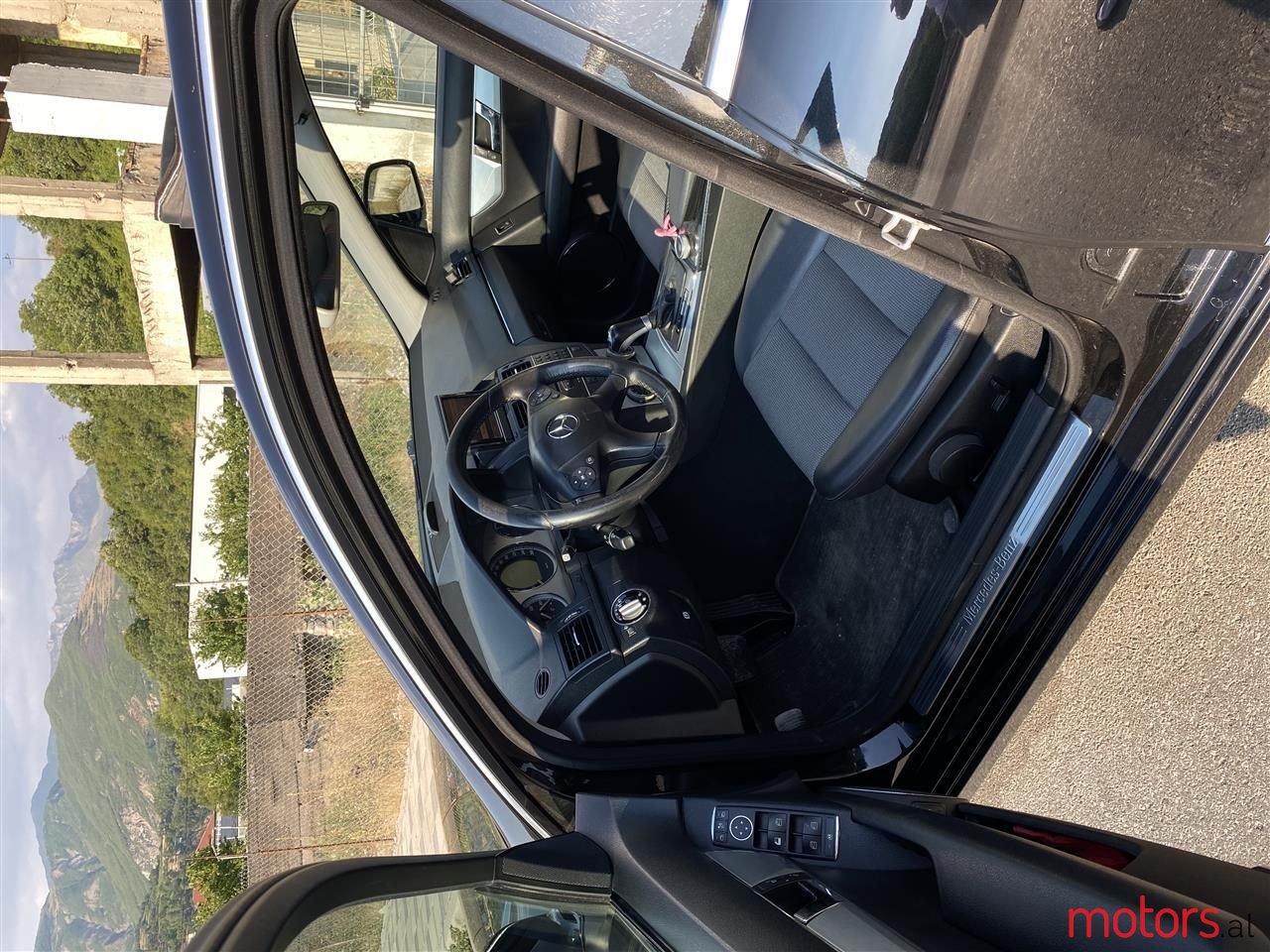 2008' Mercedes-Benz C 220 photo #5