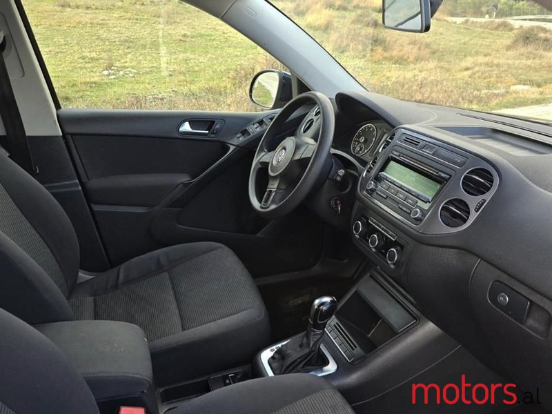 2013' Volkswagen Tiguan photo #6