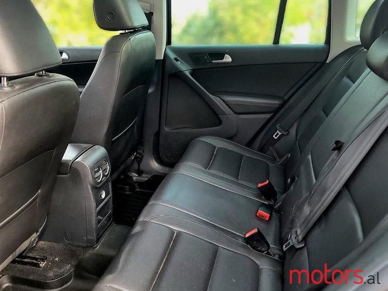 2014' Volkswagen Tiguan photo #4