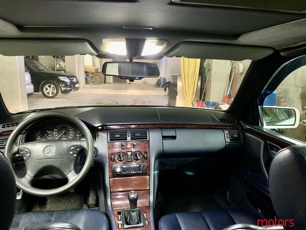 1998' Mercedes-Benz 200 photo #2