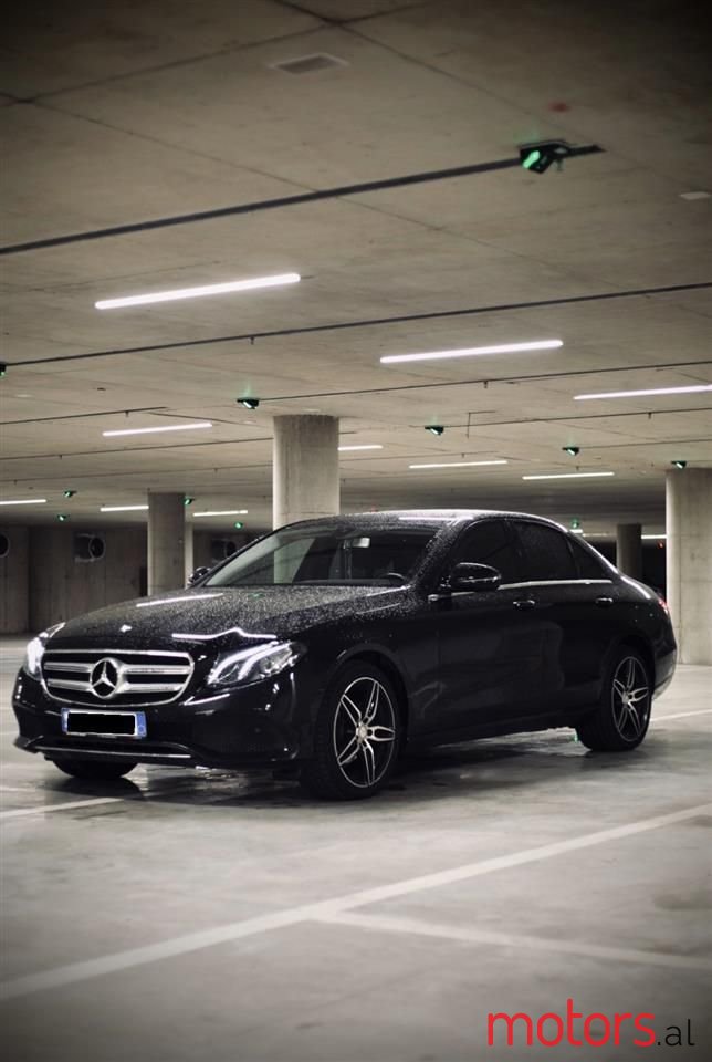 2018' Mercedes-Benz E 200 photo #2