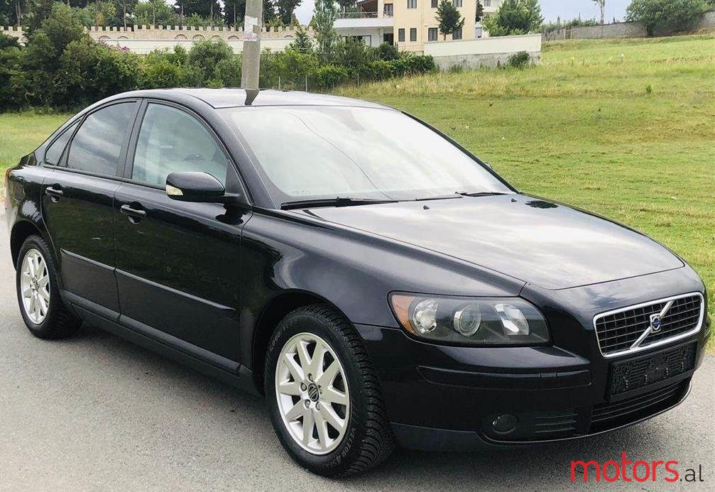 2005' Volvo S40 photo #1