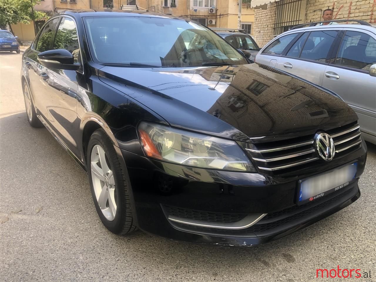 2012' Volkswagen Passat photo #2