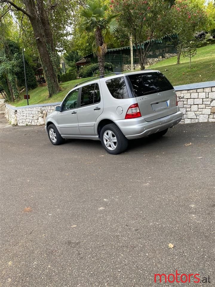 2003' Mercedes-Benz 270 photo #4