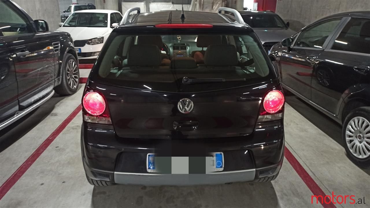 2008' Volkswagen Polo photo #2