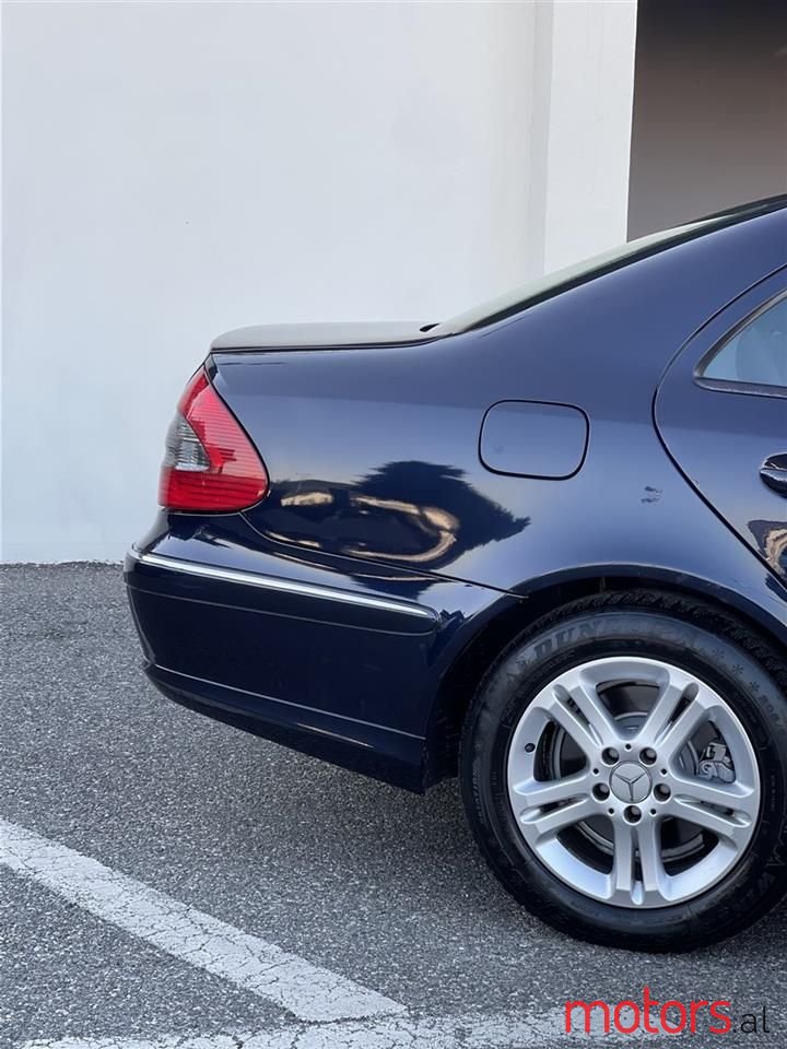 2007' Mercedes-Benz E 220 photo #3