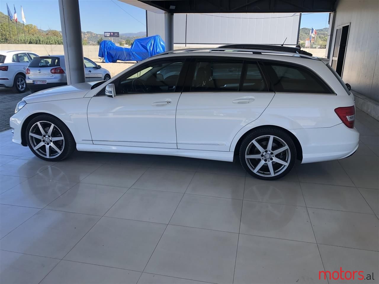 2013' Mercedes-Benz C 220 photo #3