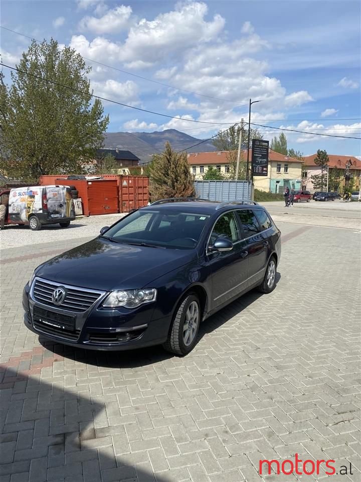 2007' Volkswagen Passat photo #4