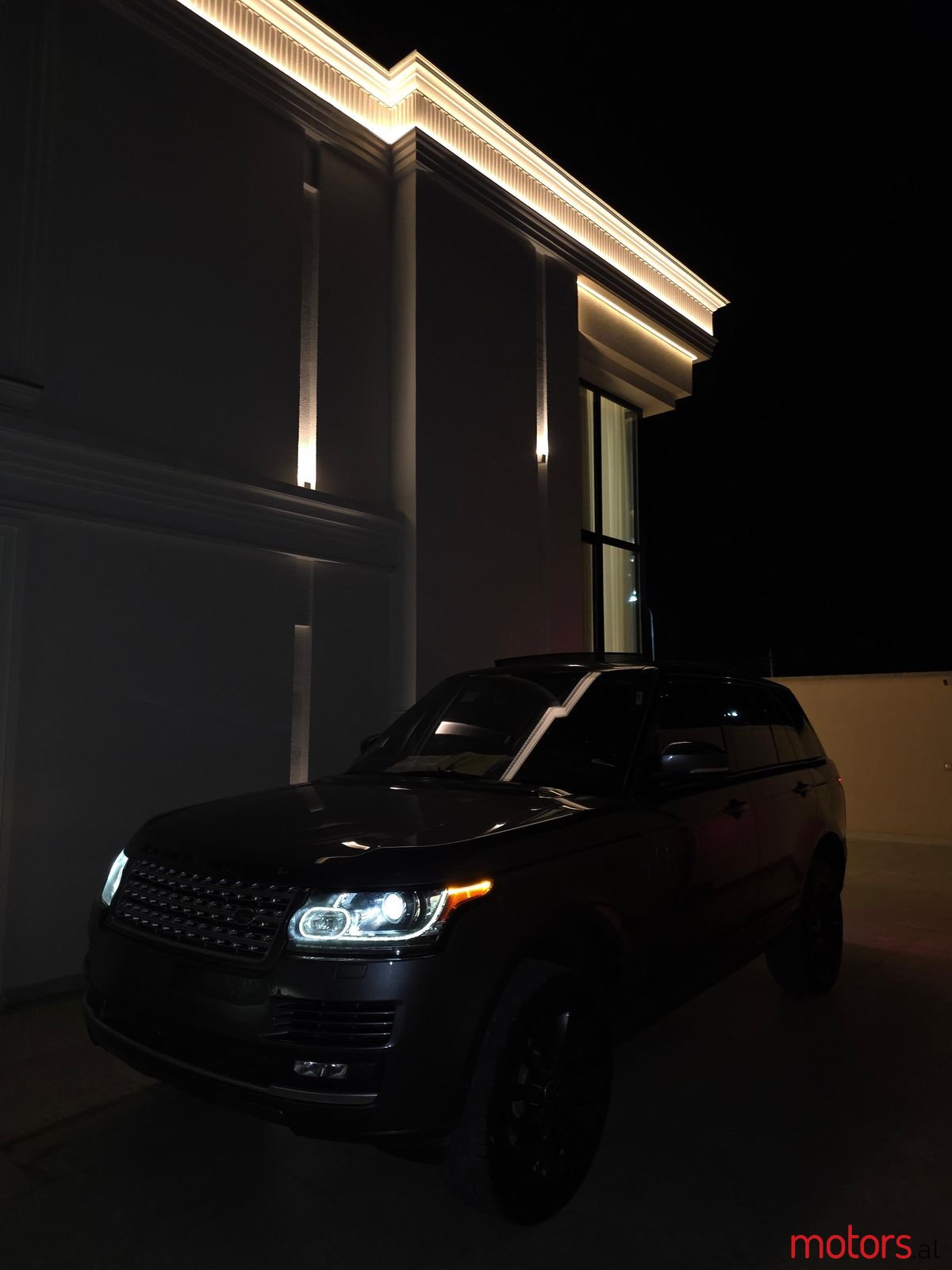 2016' Land Rover Range Rover photo #1