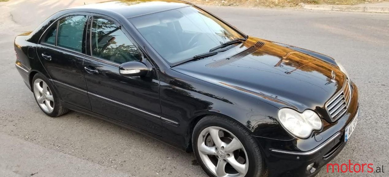 2005' Mercedes-Benz C 220 photo #1