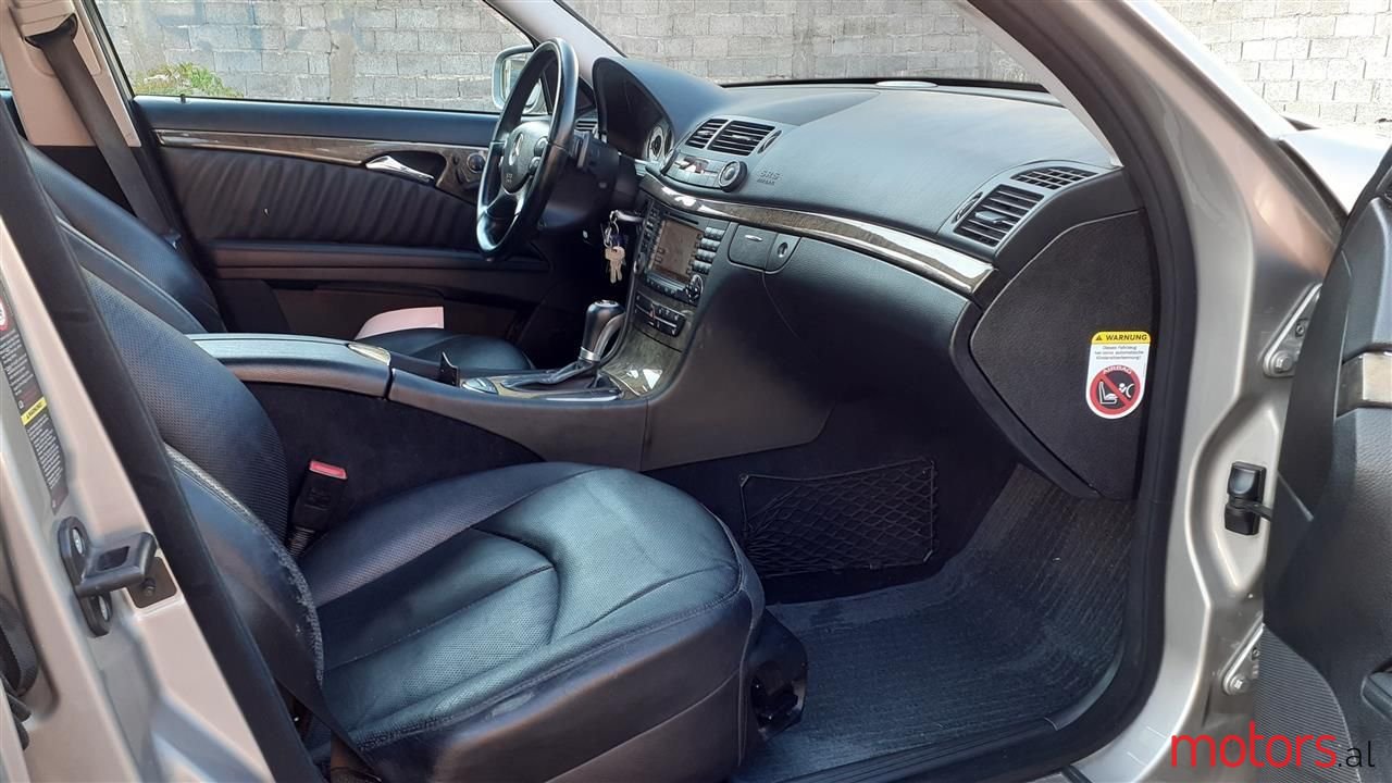 2007' Mercedes-Benz E 280 photo #5