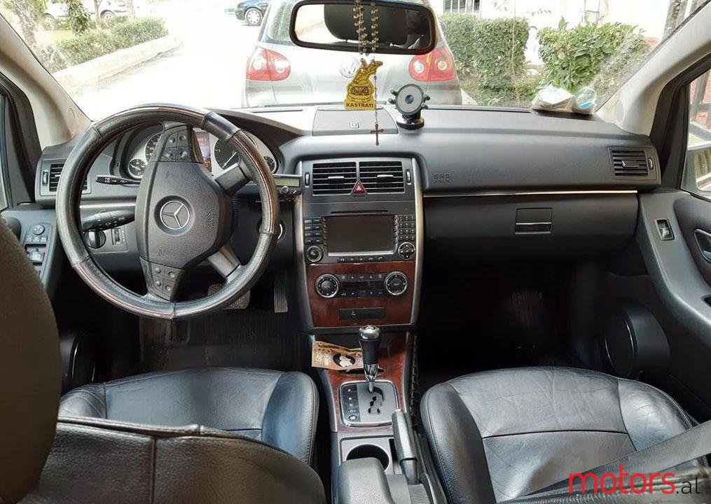 2007' Mercedes-Benz B 220 photo #1