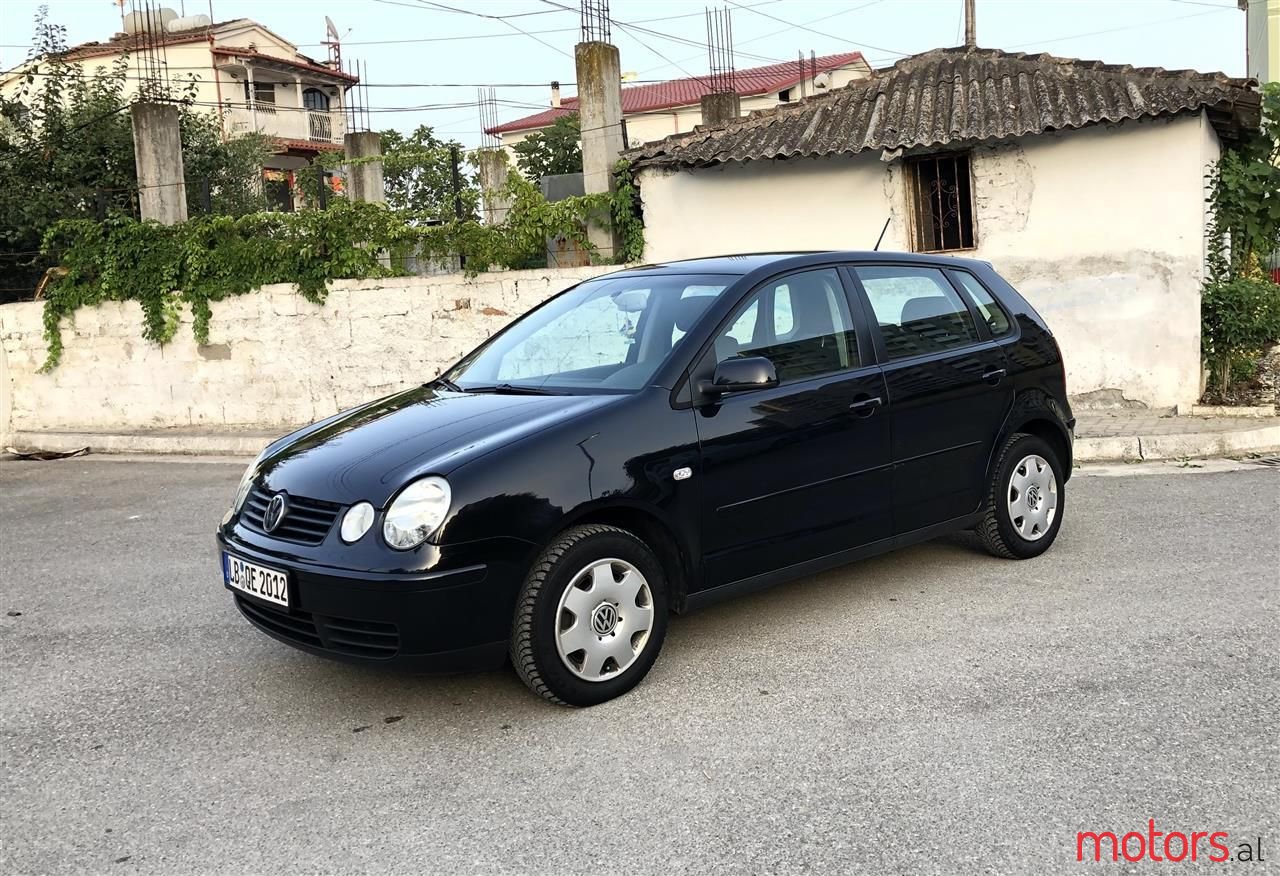 2004' Volkswagen Polo photo #2