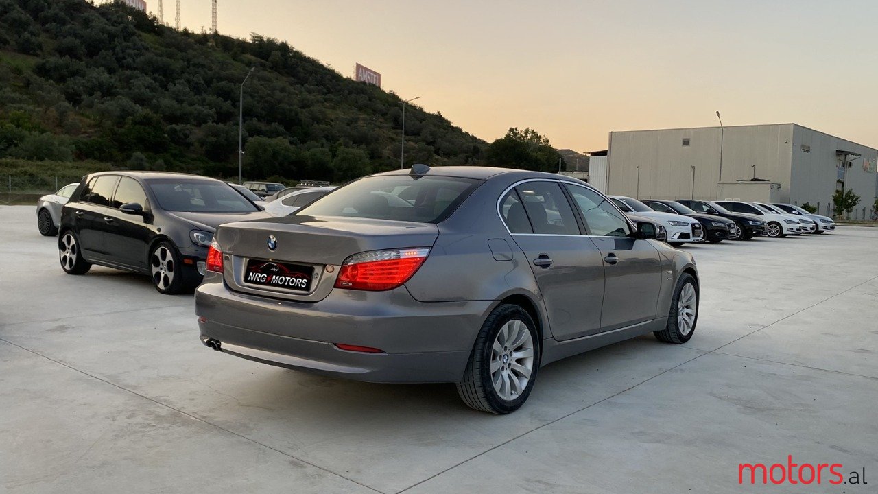 2010' BMW 535 photo #2