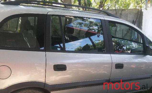 2003' Opel Zafira photo #2