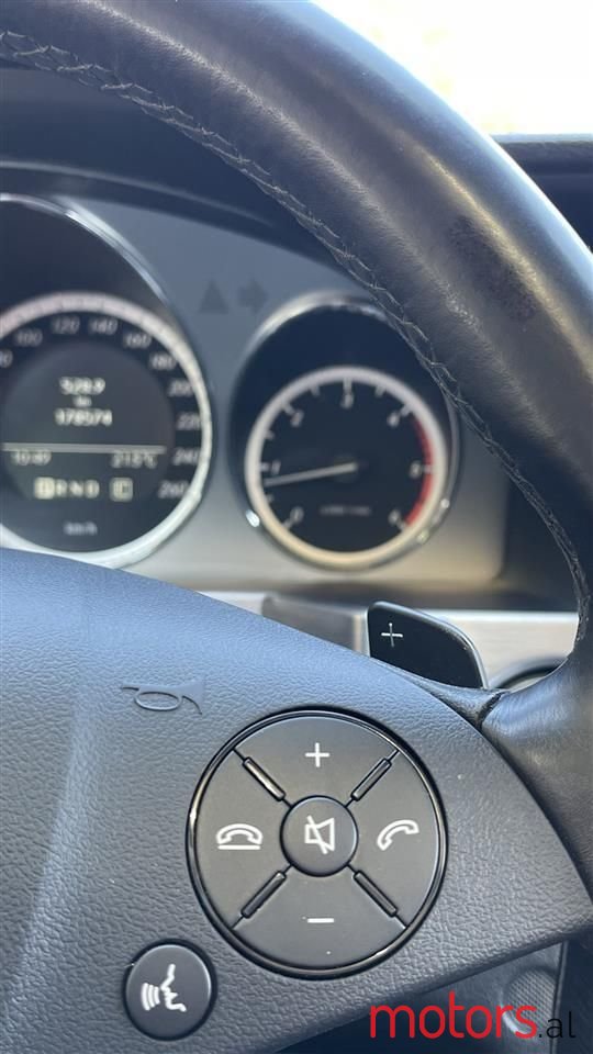 2010' Mercedes-Benz GLK 220 photo #5