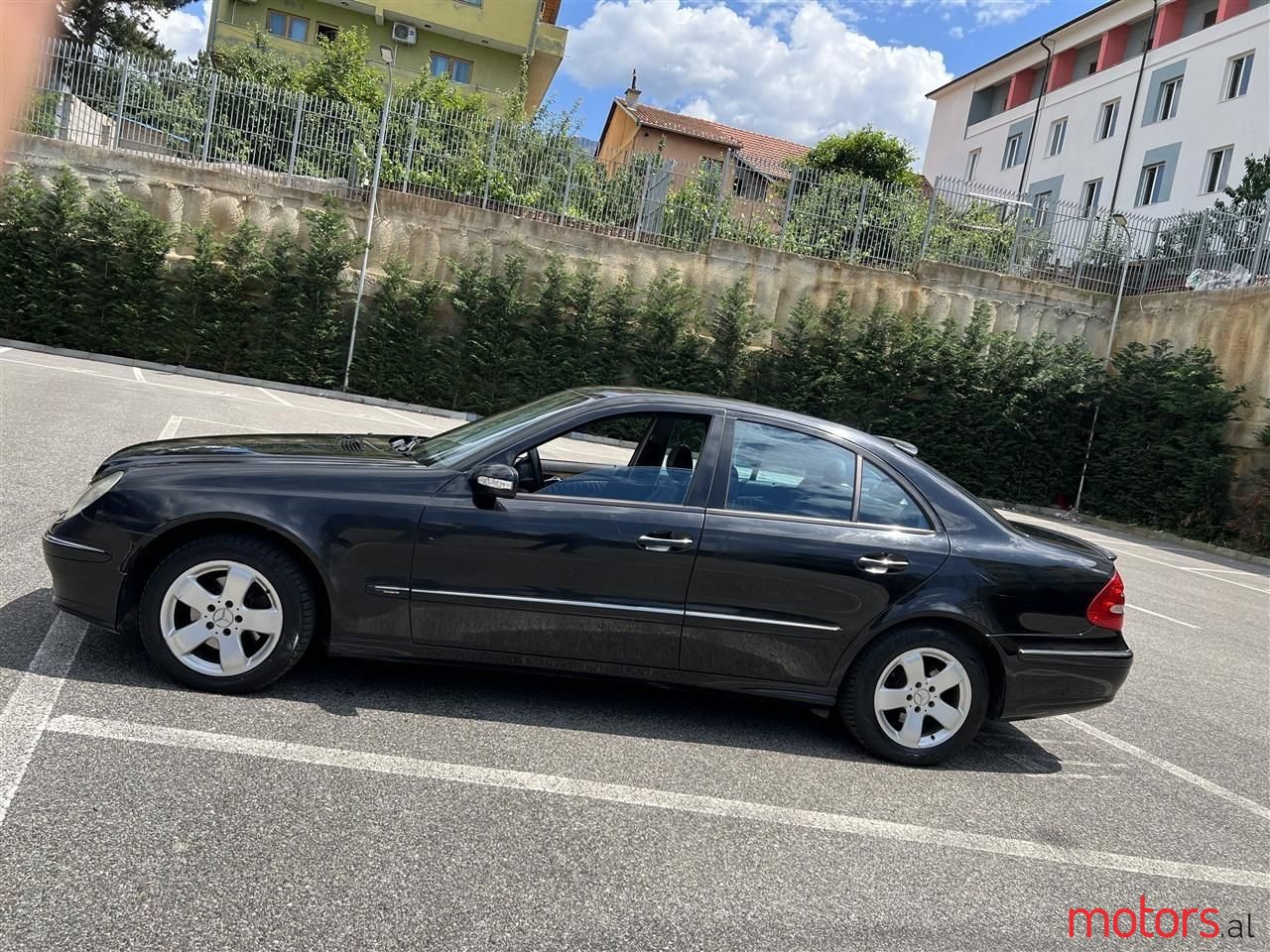 2004' Mercedes-Benz 320 photo #1