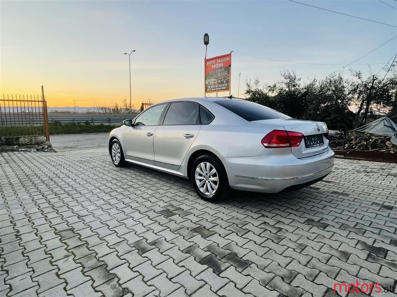 2012' Volkswagen Passat photo #4
