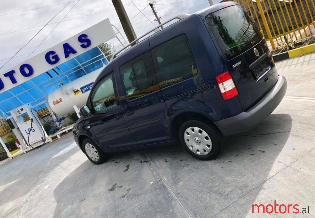 2004' Volkswagen Caddy photo #2