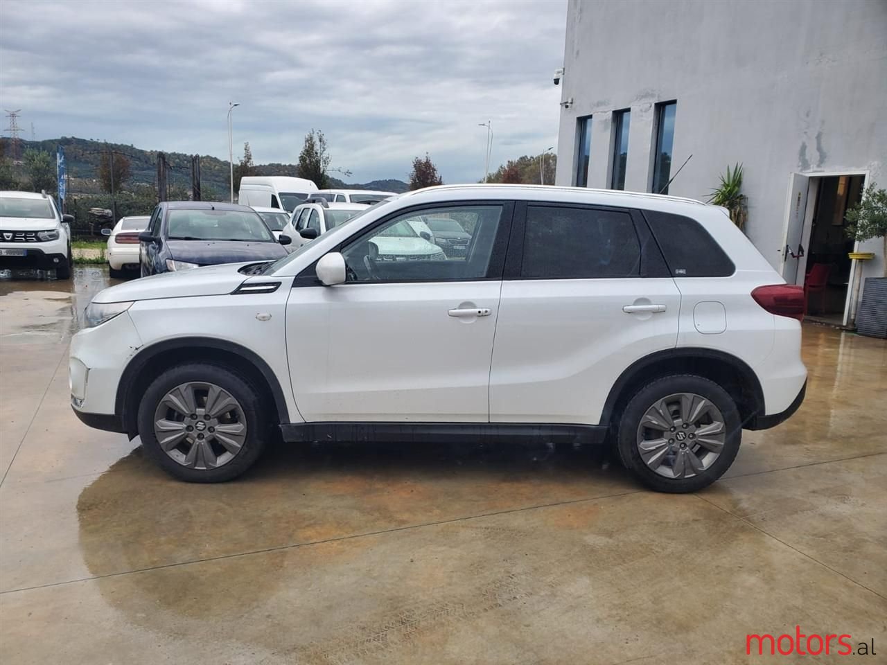 2022' Suzuki Vitara photo #3