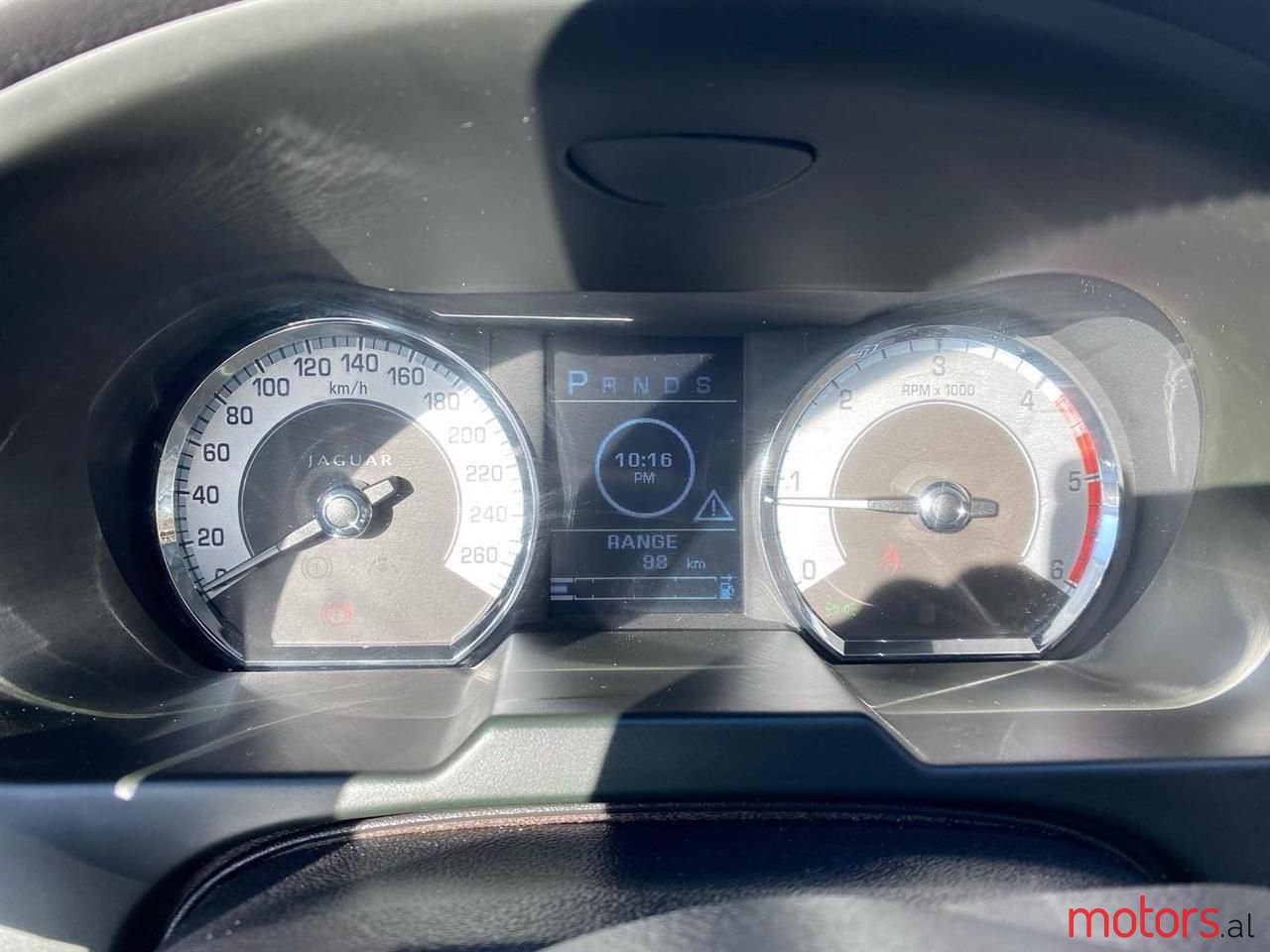 2008' Jaguar XF photo #5