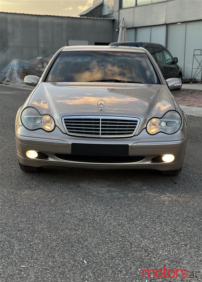 2002' Mercedes-Benz C 200 photo #6