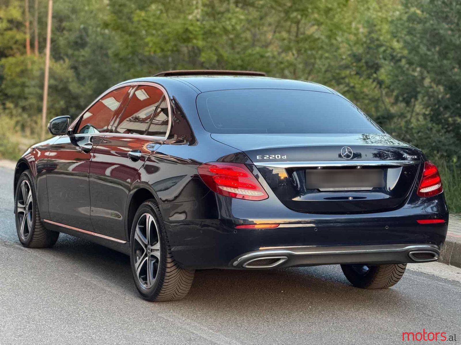 2018' Mercedes-Benz E 220 photo #6