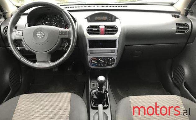 2005' Opel Corsa photo #2
