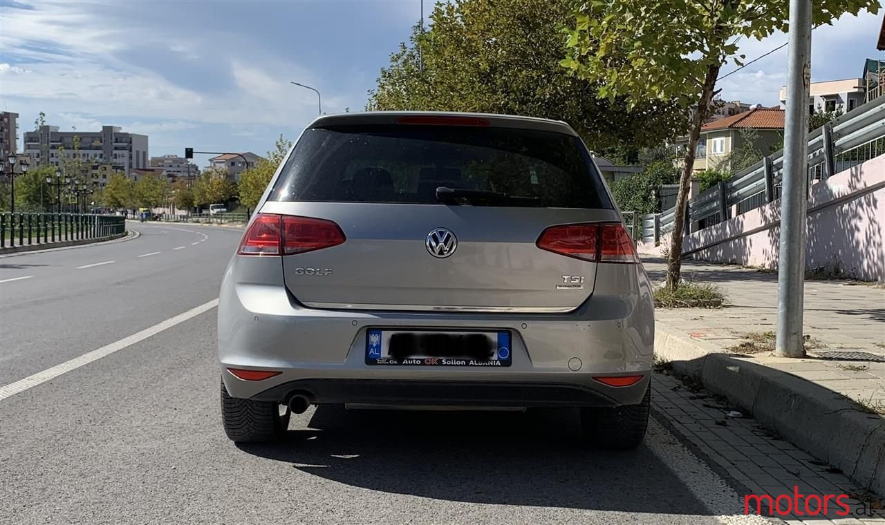 2013' Volkswagen Golf photo #6