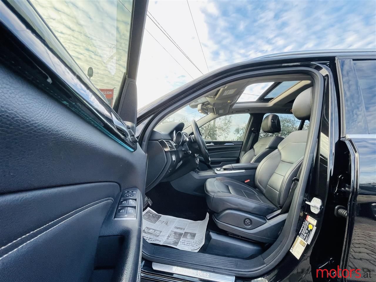 2012' Mercedes-Benz ML 350 photo #5