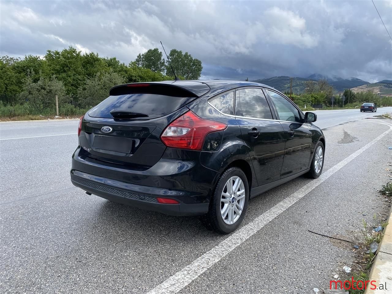 2013' Ford Fiesta photo #2