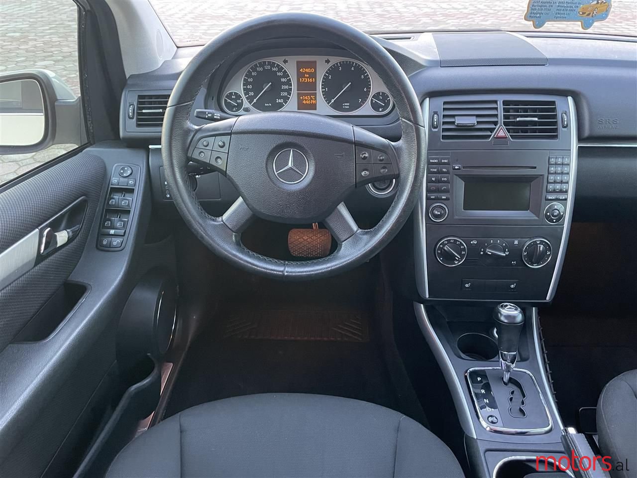 2010' Mercedes-Benz B 200 photo #2