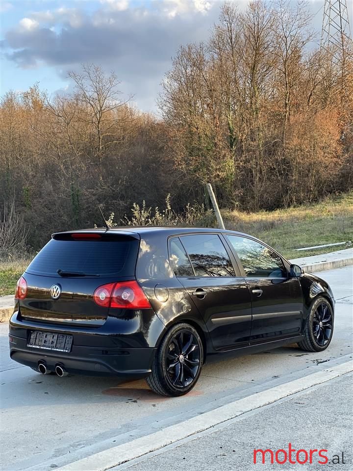 2007' Volkswagen Golf photo #4