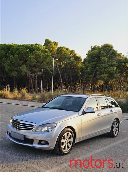 2008' Mercedes-Benz C 220 photo #1