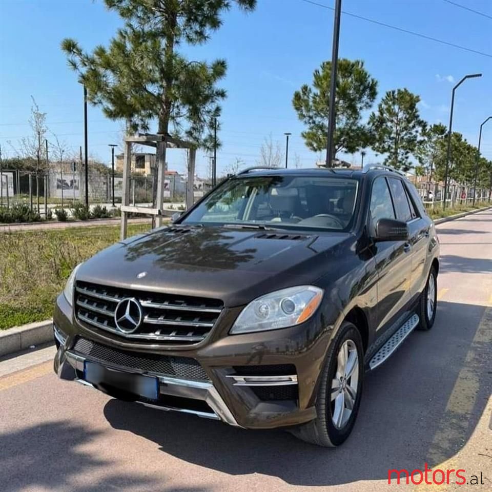 2012' Mercedes-Benz ML 350 photo #2