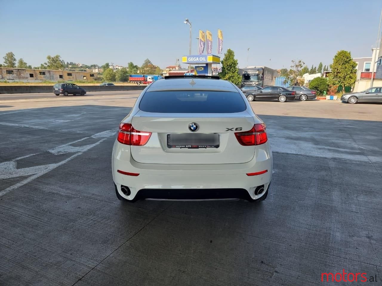 2011' BMW X6 photo #6