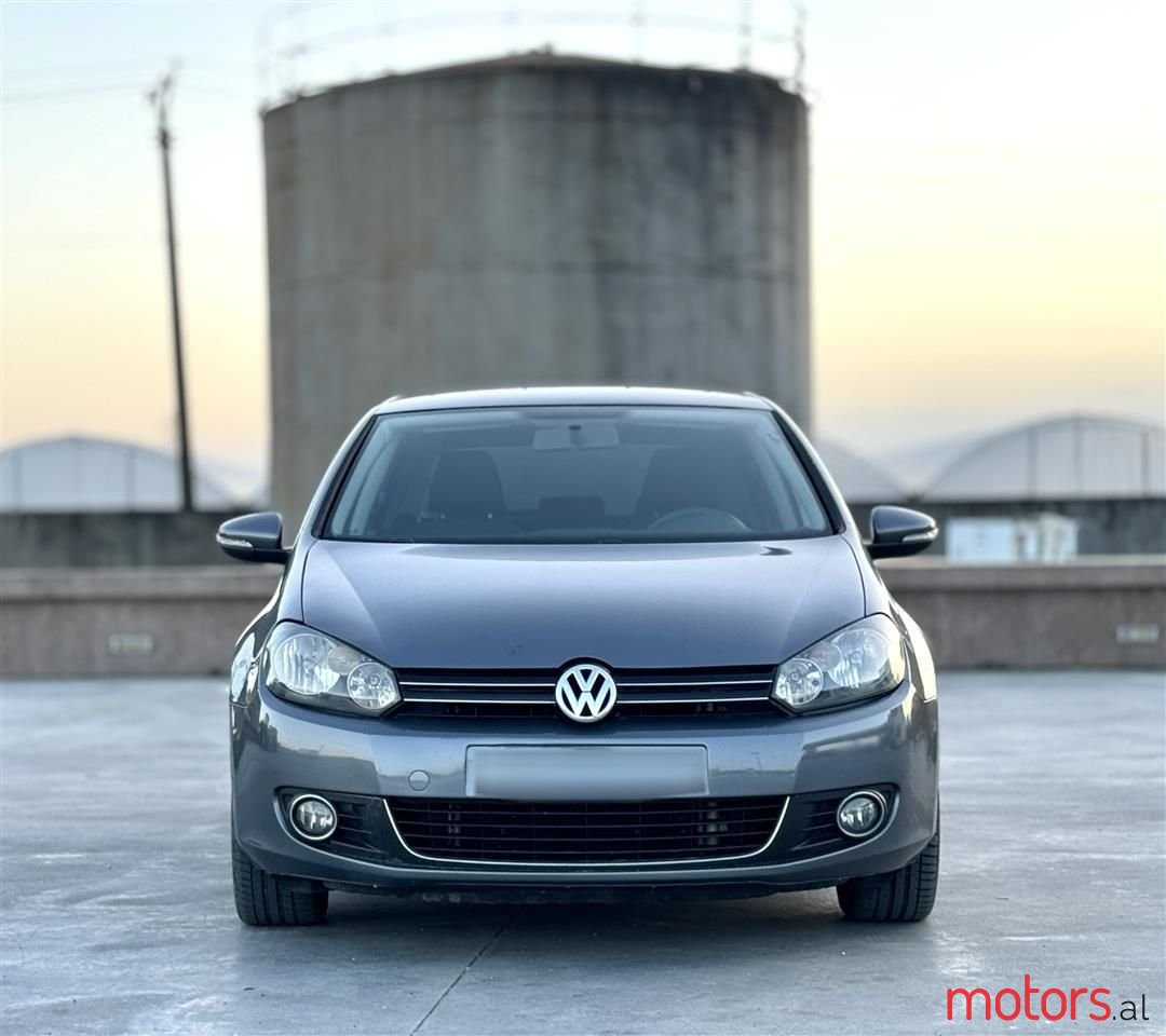 2013' Volkswagen Golf photo #1