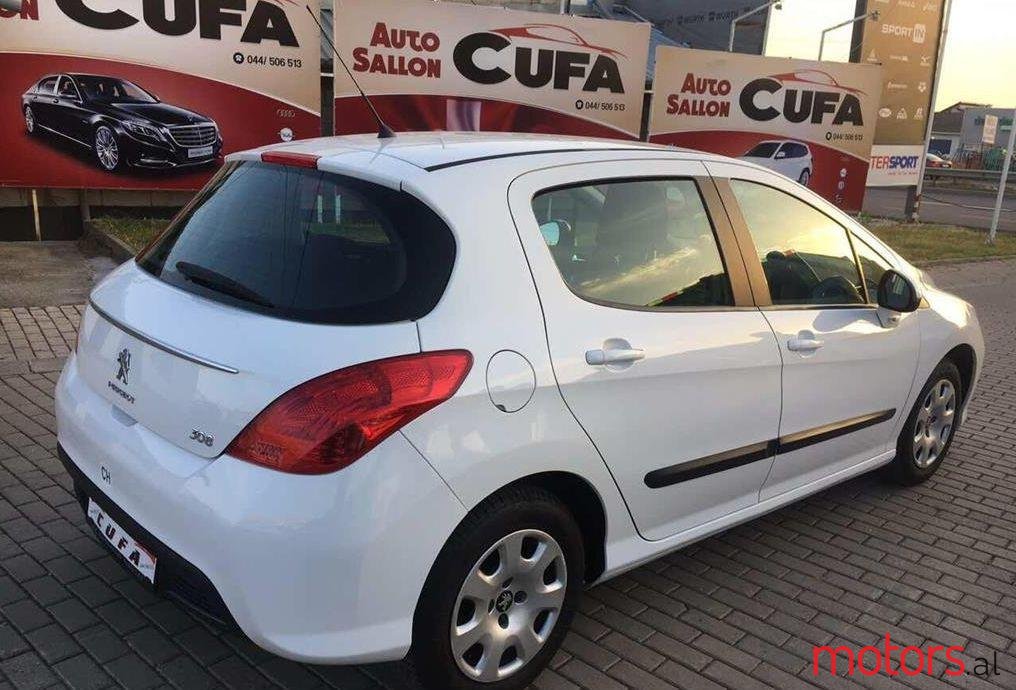 2013' Peugeot 308 photo #1