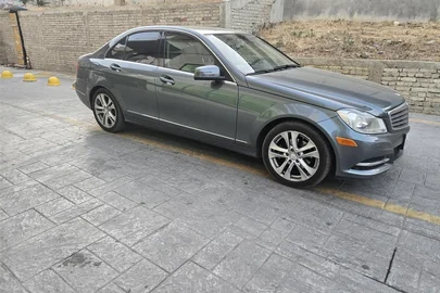 2012' Mercedes-Benz C 300