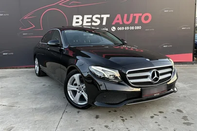 2017' Mercedes-Benz E 220