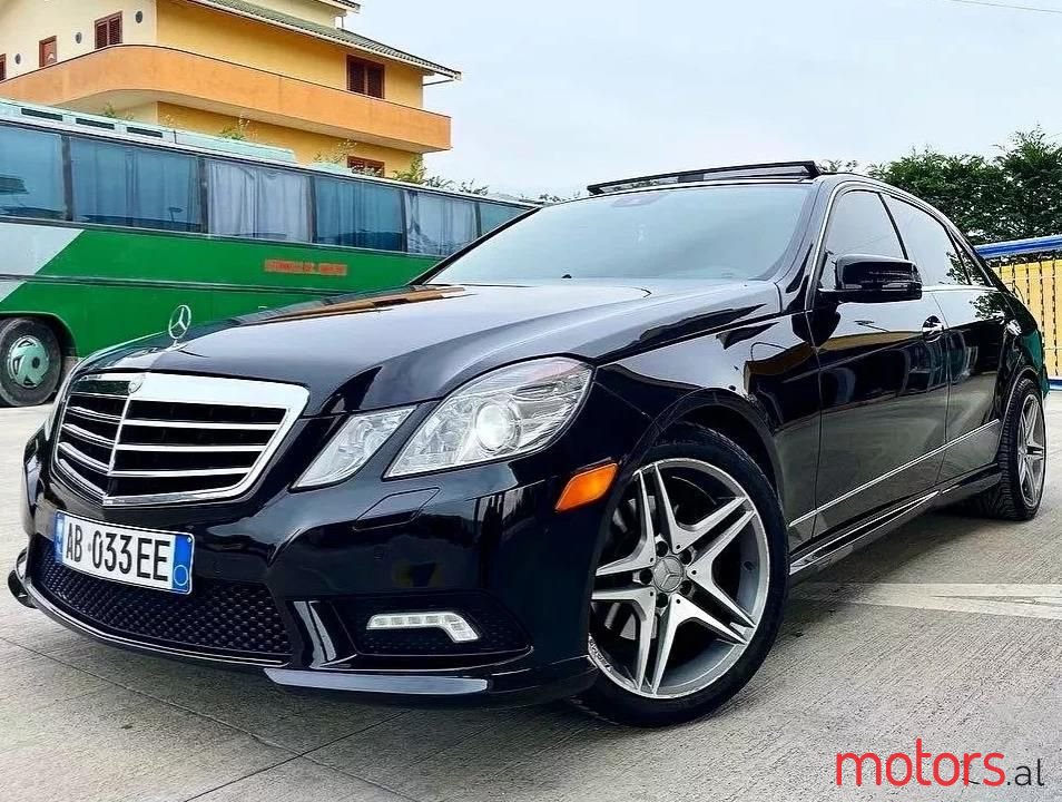 2011' Mercedes-Benz E 350 photo #1