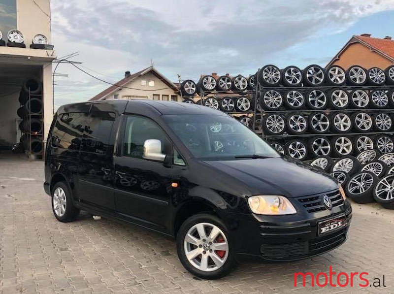 2010' Volkswagen Caddy photo #1