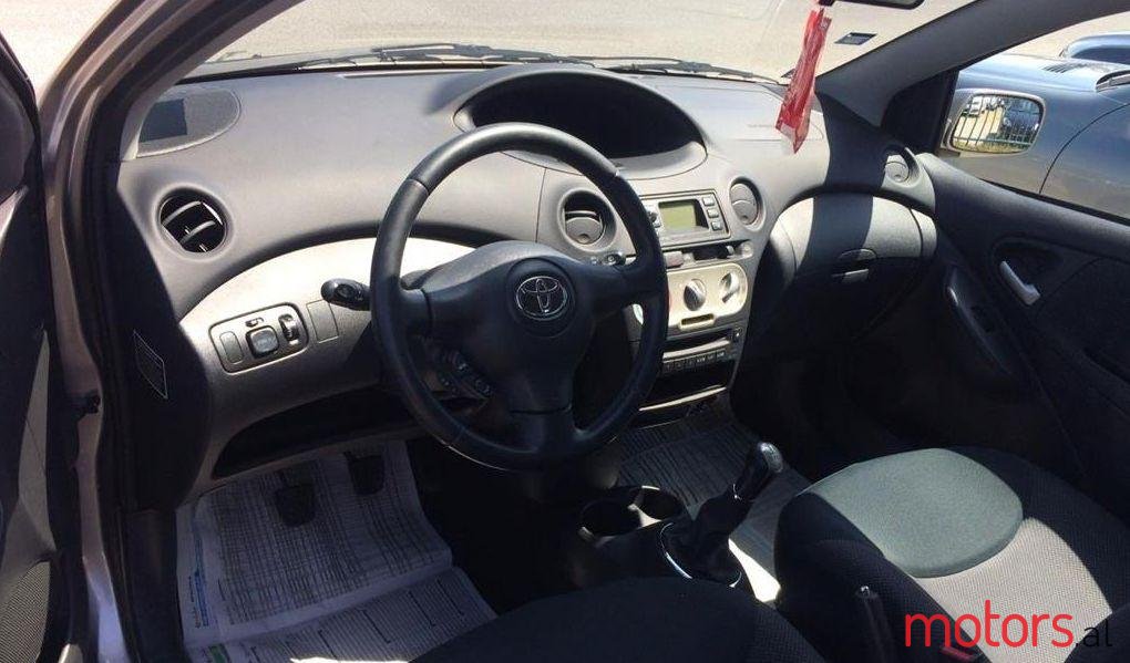 2007' Toyota Yaris photo #4