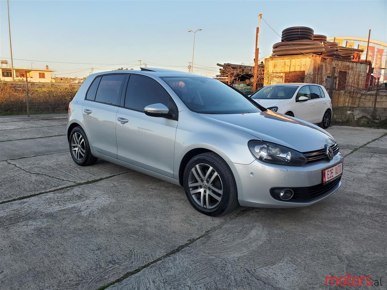 2012' Volkswagen Golf photo #2